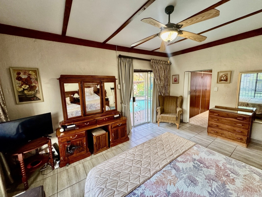 5 Bedroom Property for Sale in Baillie Park North West
